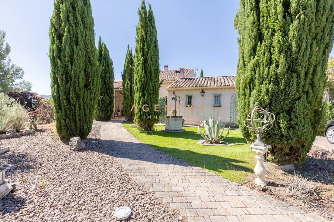 House in Pourrieres, Provence-Alpes-Côte d'Azur, France 5 - 18390002