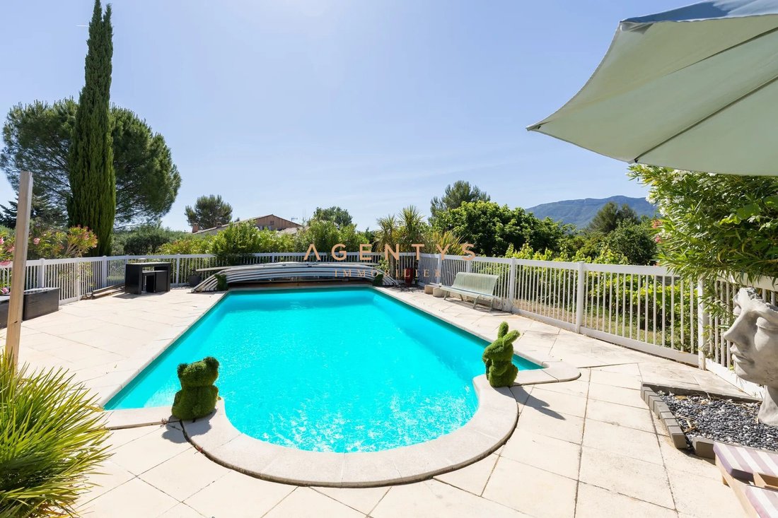 House in Pourrieres, Provence-Alpes-Côte d'Azur, France 3 - 18390002