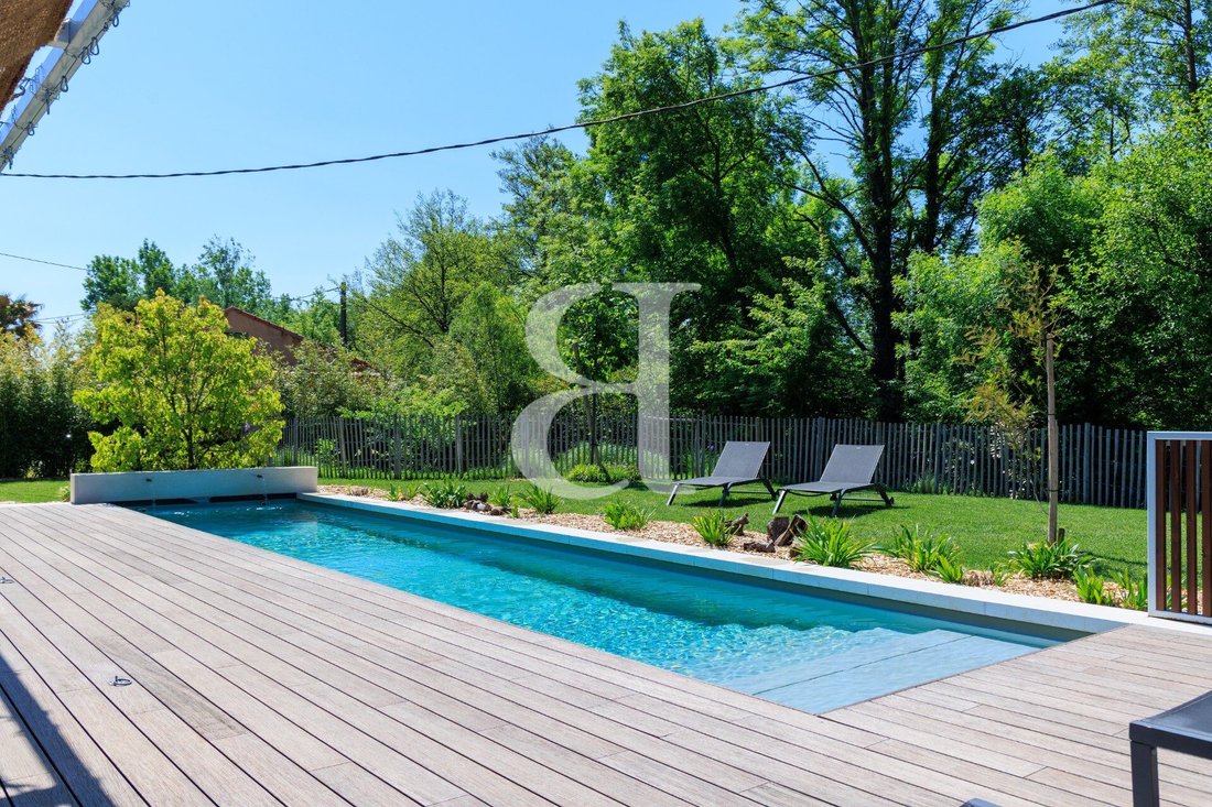 Villa in Nevons-route d'Apt, L'Isle-sur-la-Sorgue, France 2 - 16838292