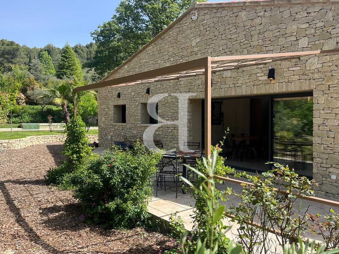 Villa in Saumane-de-Vaucluse, Provence-Alpes-Côte d'Azur, France 4 - 16838275