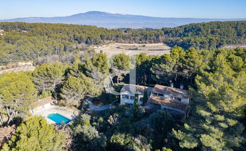 Villa in Zone Rurale Sud, Carpentras, France 1