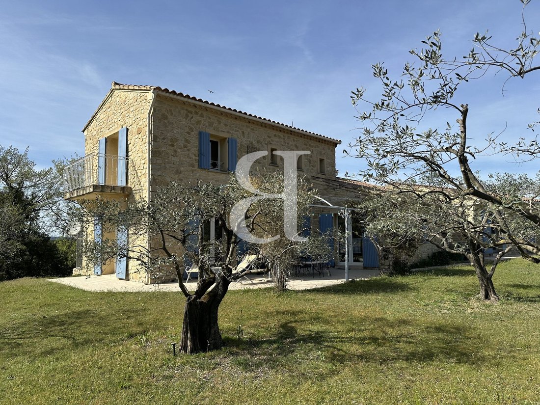 Country House in Puyméras, Provence-Alpes-Côte d'Azur, France 2 - 17688938