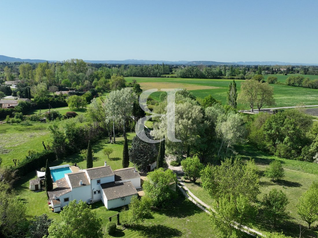 Villa in Nevons-route d'Apt, L'Isle-sur-la-Sorgue, France 2 - 17667701
