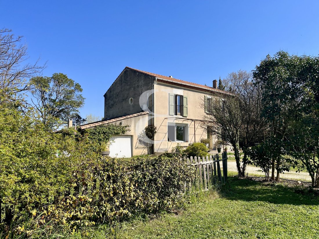 Country House in Châteaurenard, Provence-Alpes-Côte d'Azur, France 3 - 17498741