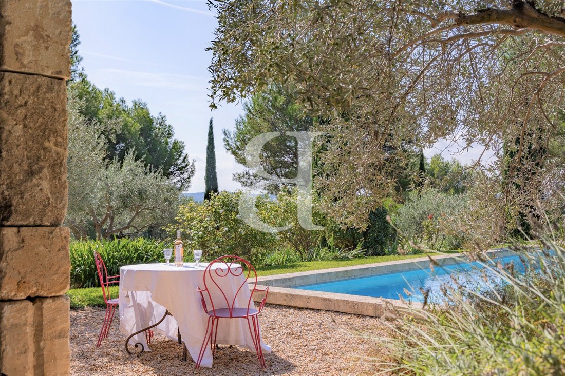 Country House in Mouriès, Provence-Alpes-Côte d'Azur, France 1 - 16838217