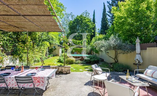 Villa en Saint-Remy-de-Provence, Provenza-Alpes-Costa Azul, Francia 1