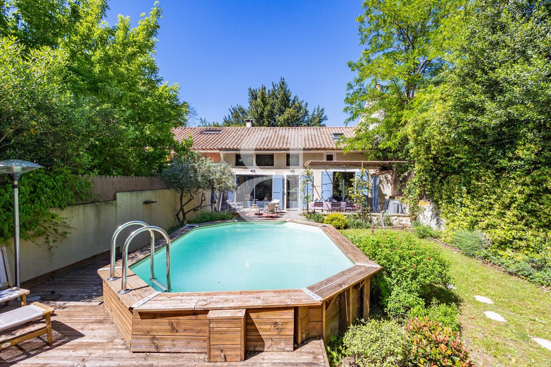 Villa in Saint-Rémy-de-Provence, Provence-Alpes-Côte d'Azur, France 4 - 18390047