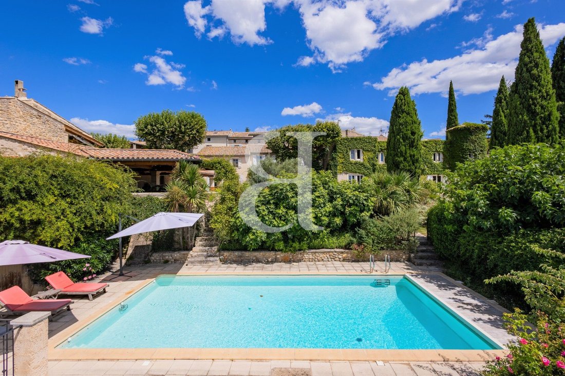 Country House in Visan, Provence-Alpes-Côte d'Azur, France 1 - 17328622