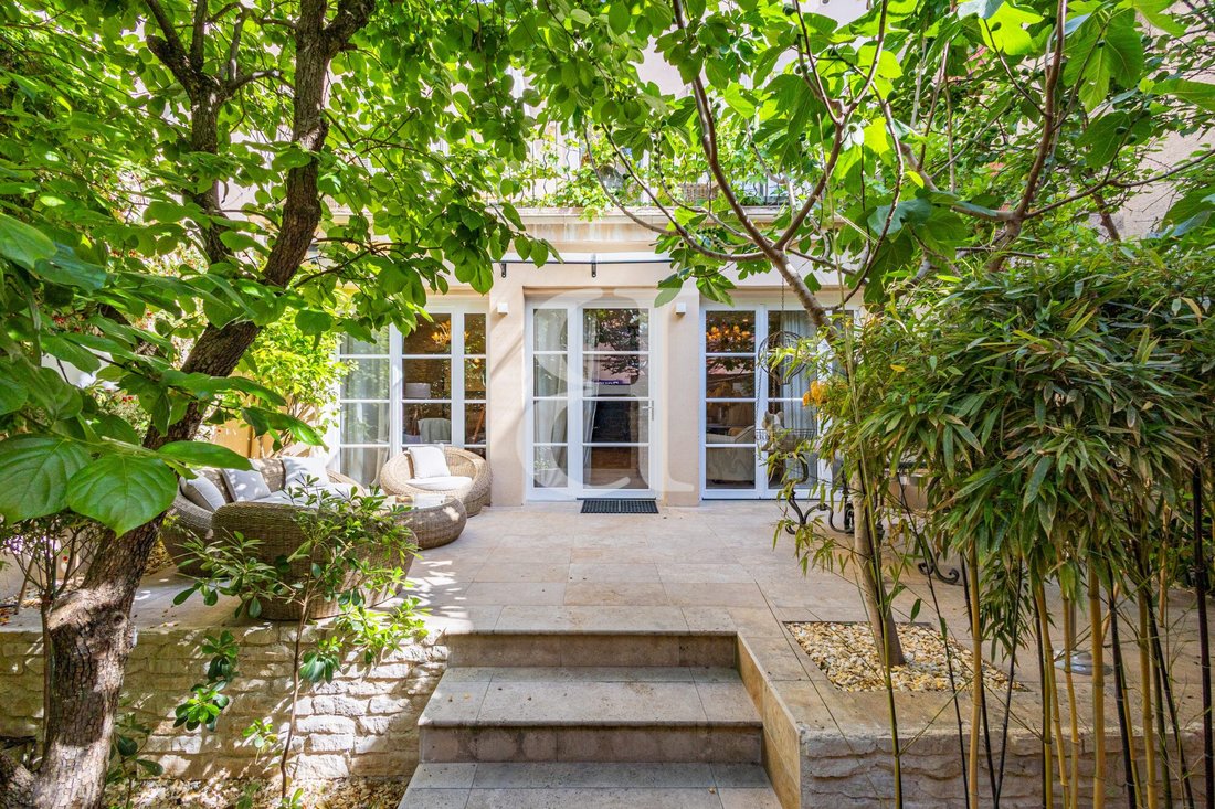 Country House in Nevons-route d'Apt, L'Isle-sur-la-Sorgue, France 3 - 17848991