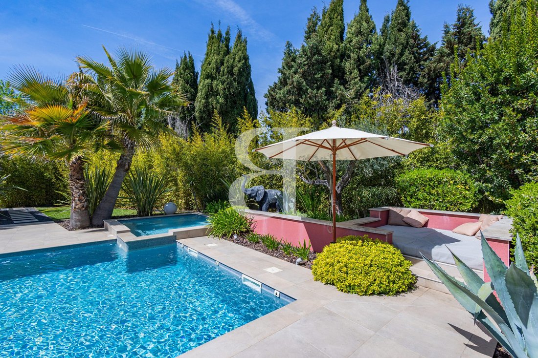 Villa in Aubignan, Provence-Alpes-Côte d'Azur, France 4 - 17689013