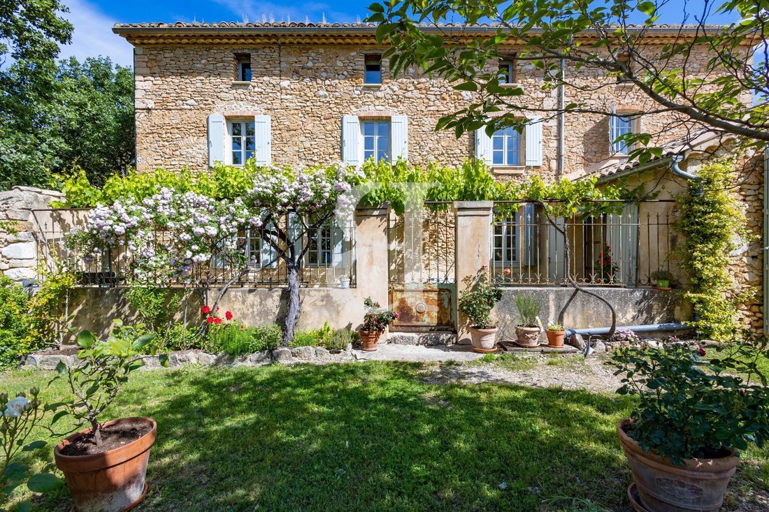 Country House in Merindol-les-Oliviers, Auvergne-Rhône-Alpes, France 5 - 17936555