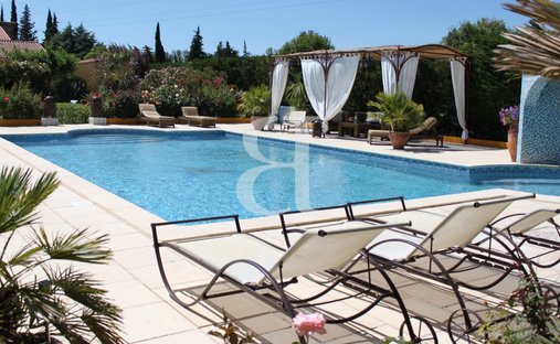 Villa in Zone Rurale Sud, Carpentras, Frankreich 1