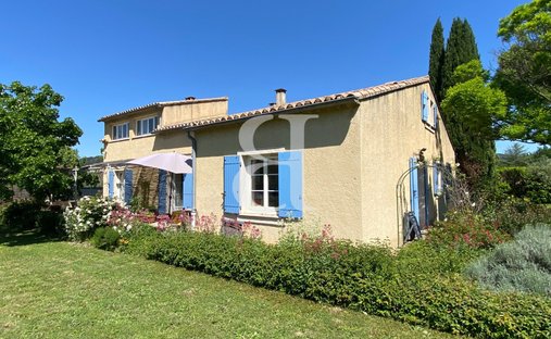 Villa in Entrechaux, Provence-Alpes-Côte d'Azur, France 1