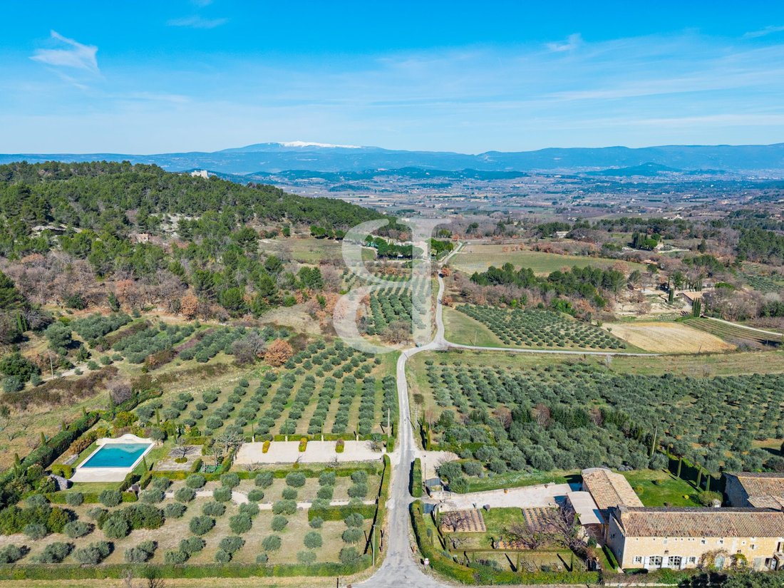 Country House in Bonnieux, Provence-Alpes-Côte d'Azur, France 5 - 16838332