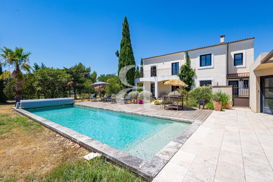 Villa in Mollégès, Provence-Alpes-Côte d'Azur, France 1 - 18390003