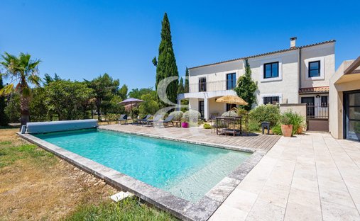 Villa en Mollégès, Provenza-Alpes-Costa Azul, Francia 1