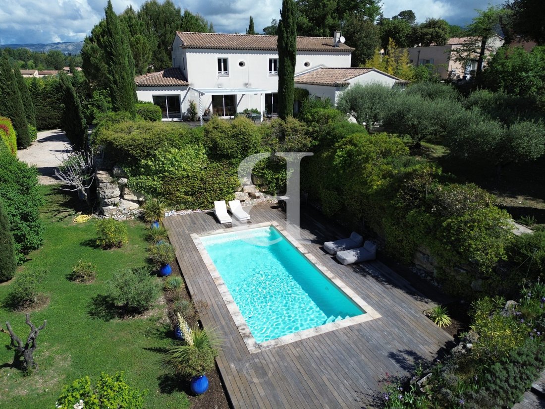Villa in Mormoiron, Provence-Alpes-Côte d'Azur, France 1 - 17498726