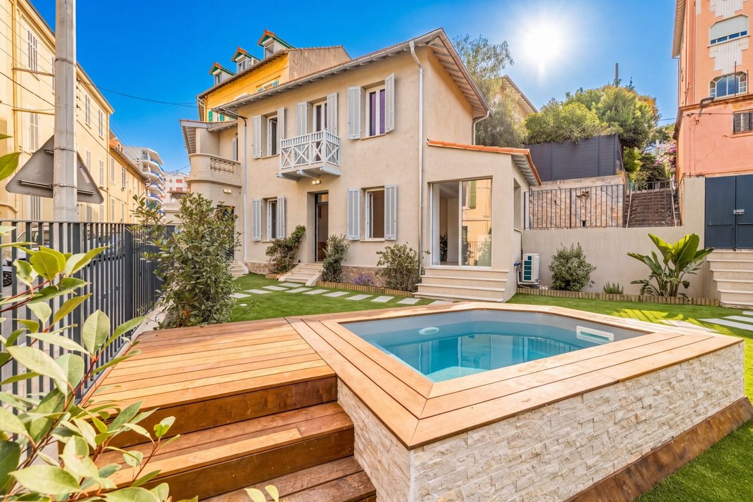 House in Cannes, Provence-Alpes-Côte d'Azur, France 2 - 18389877
