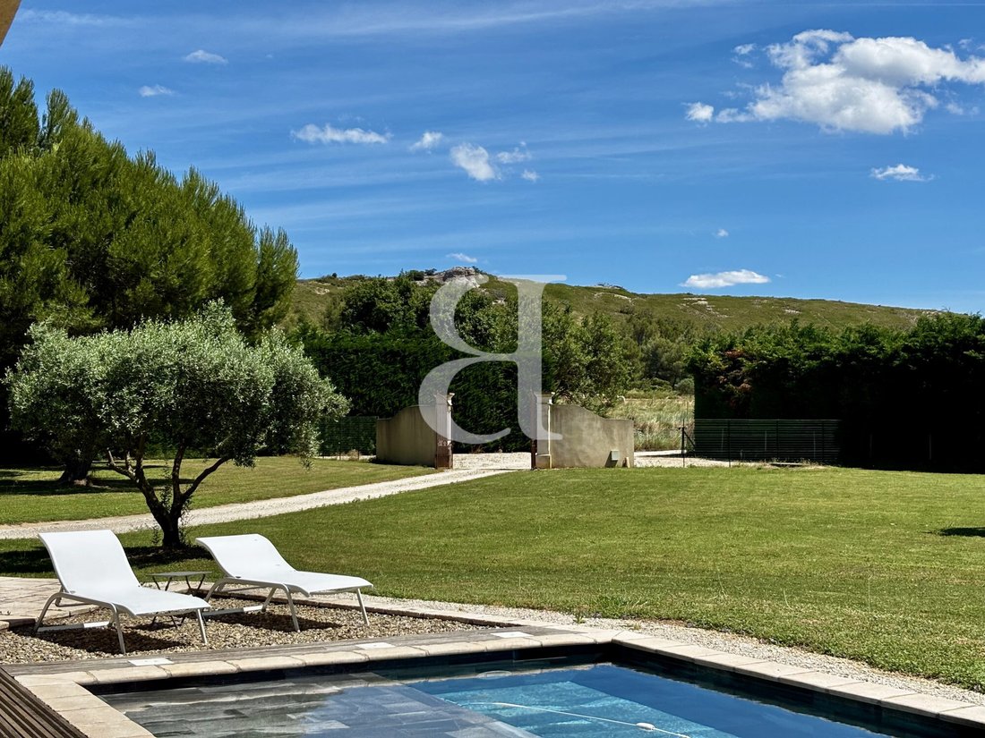 Villa in Boulbon, Provence-Alpes-Côte d'Azur, France 3 - 18390041