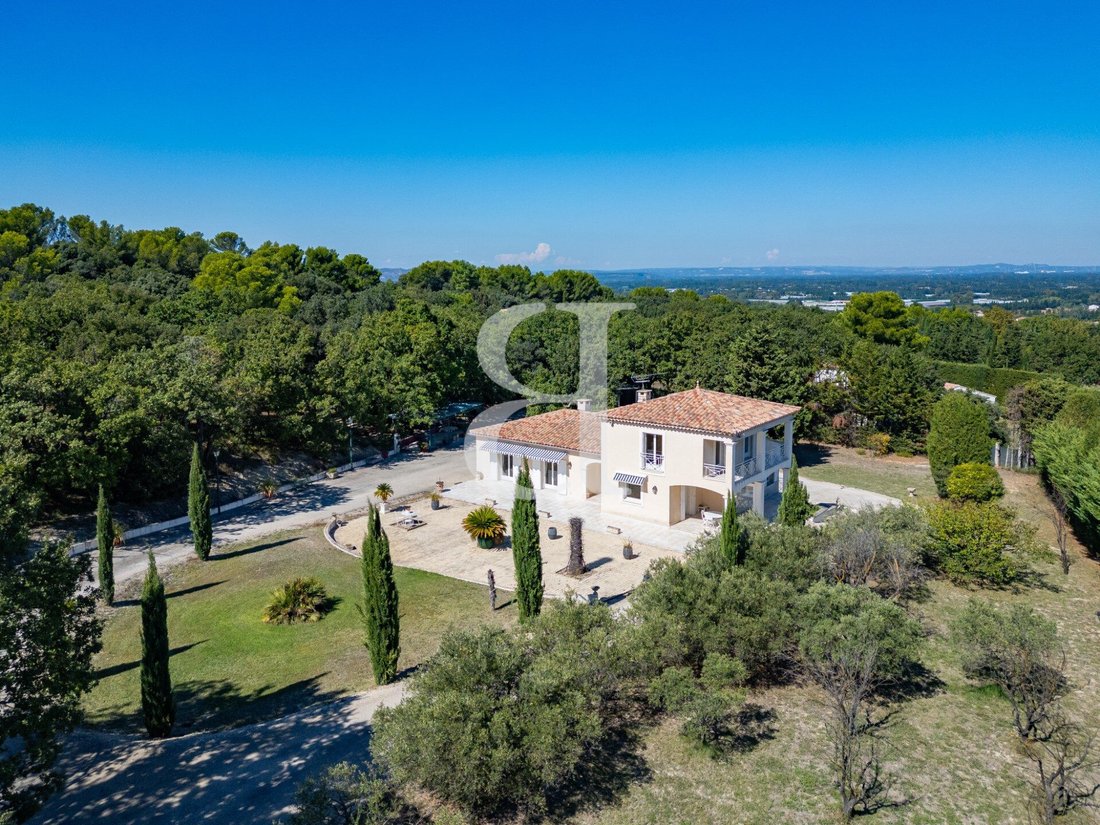 Villa in Eyragues, Provence-Alpes-Côte d'Azur, France 1 - 17815716
