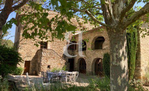 Casa di campagna a Merindol-les-Oliviers, Auvergne-Rodano-Alpi, Francia 1