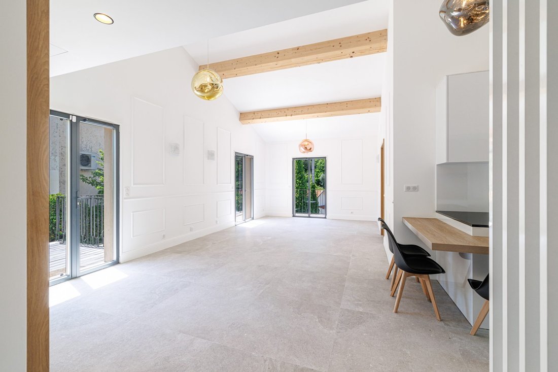 House in Tourrette-Levens, Provence-Alpes-Côte d'Azur, France 5 - 18389833