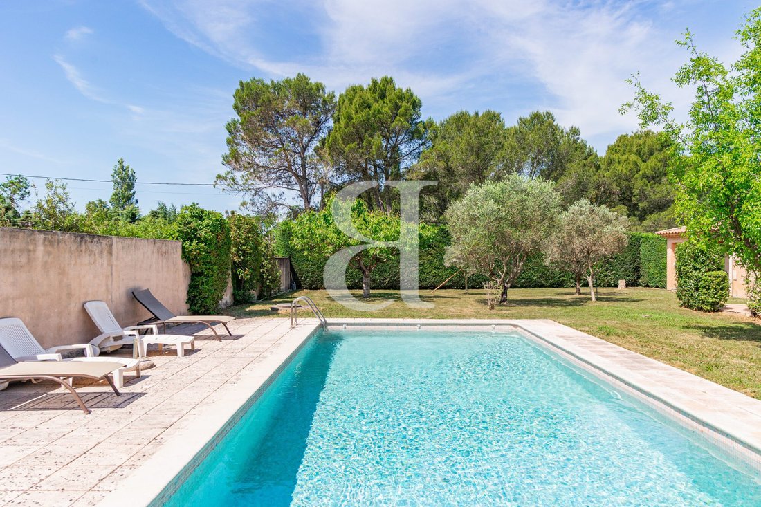 Villa in Saint-Rémy-de-Provence, Provence-Alpes-Côte d'Azur, France 3 - 16838228