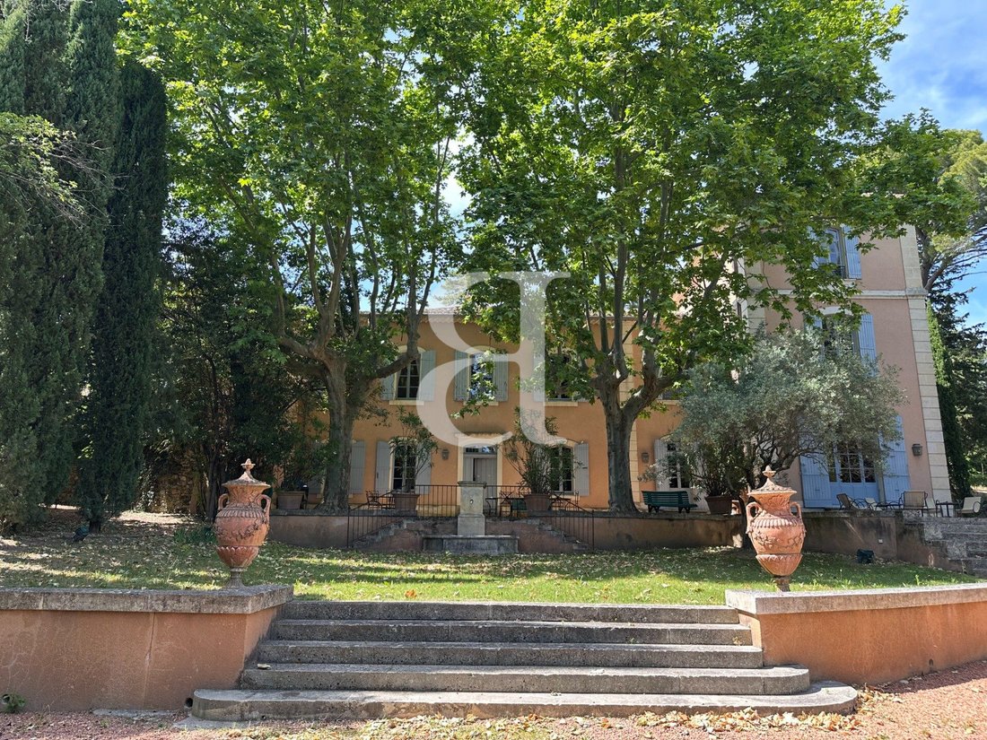 Country House in Visan, Provence-Alpes-Côte d'Azur, France 1 - 16838224