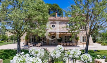 Casa de Campo en Paradou, Provenza-Alpes-Costa Azul, Francia 2