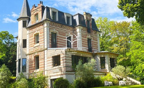 House in Villers-sur-Mer, Normandy, France 1