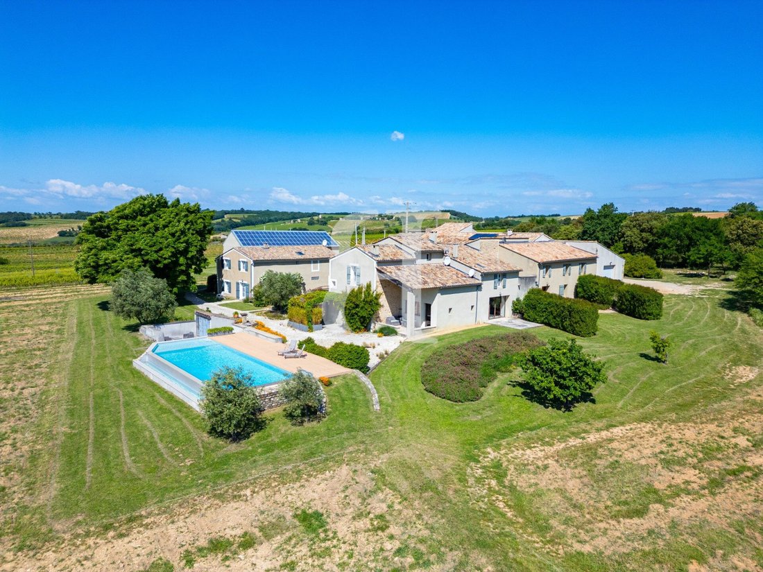 Country House in Vinsobres, Auvergne-Rhône-Alpes, France 1 - 16838232