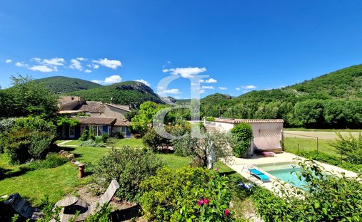 Country House in Curnier, Auvergne-Rhône-Alpes, France 1