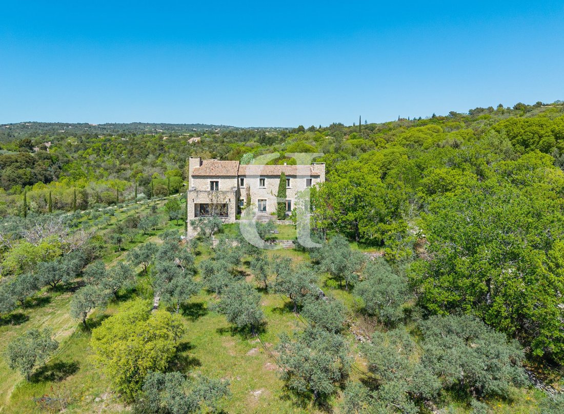 Country House in Gordes, Provence-Alpes-Côte d'Azur, France 1 - 17667733
