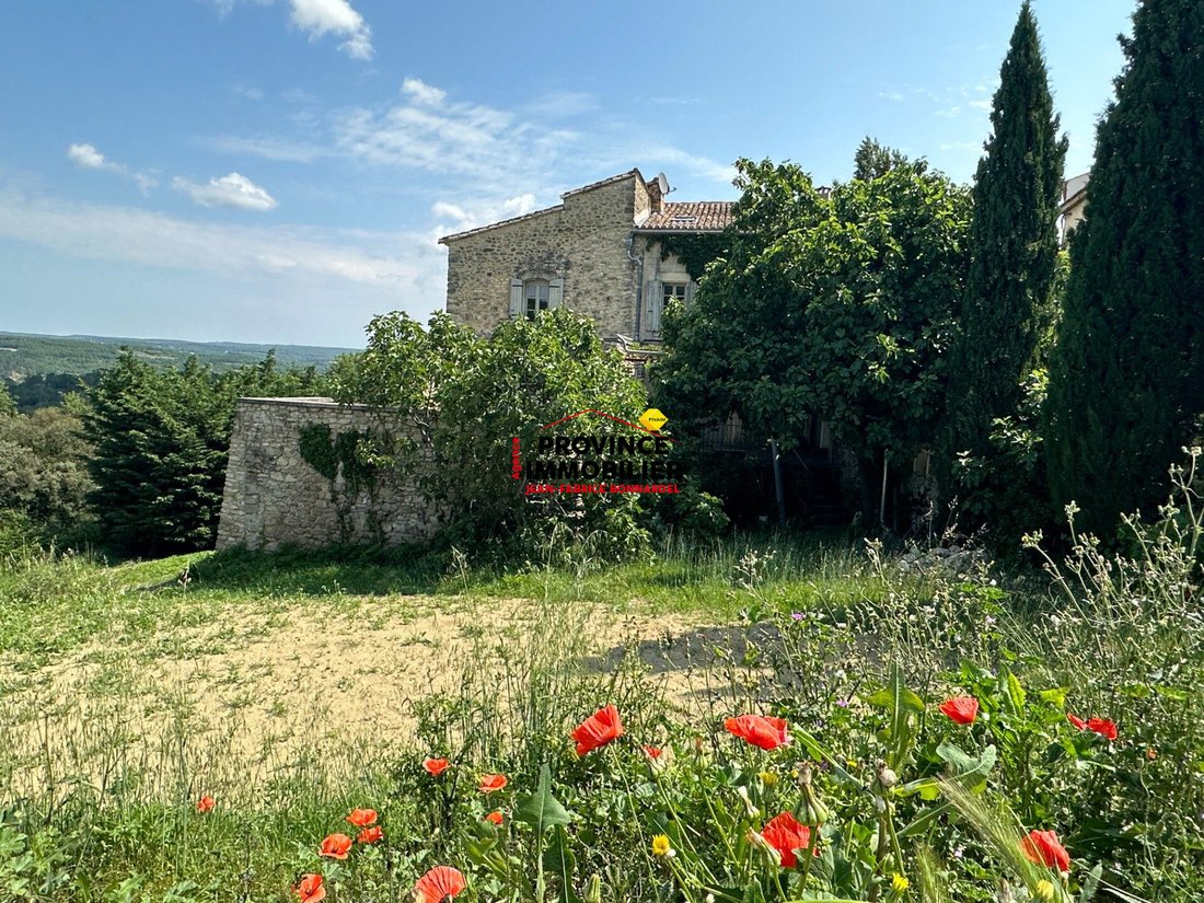 House in Chantemerle-les-Grignan, Auvergne-Rhône-Alpes, France 1 - 18389835
