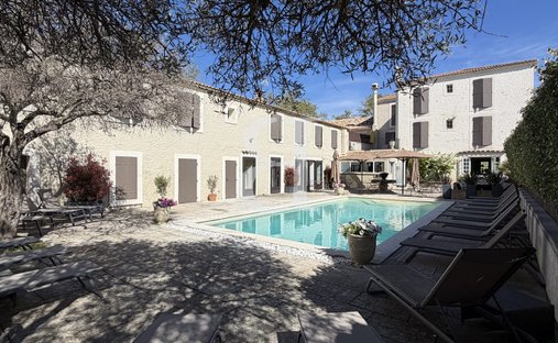 Country House in Maussane-les-Alpilles, Provence-Alpes-Côte d'Azur, France 1