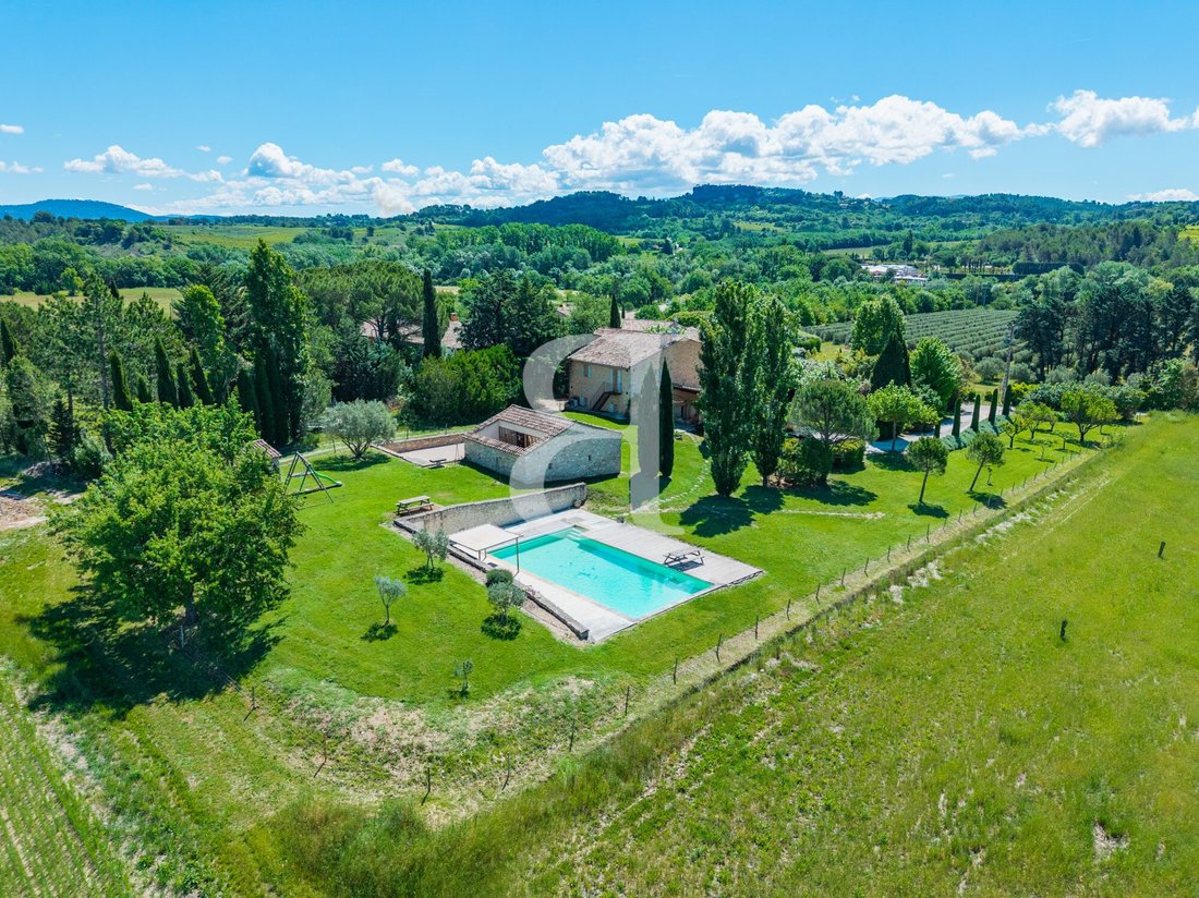 Country House in Roussillon, Provence-Alpes-Côte d'Azur, France 3 - 16863969