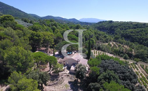 Country House in Piegon, Auvergne-Rhône-Alpes, France 1