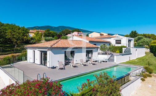 Villa in Bédoin, Provence-Alpes-Côte d'Azur, France 1
