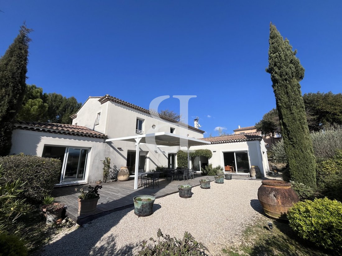 Villa in Mormoiron, Provence-Alpes-Côte d'Azur, France 3 - 17498726