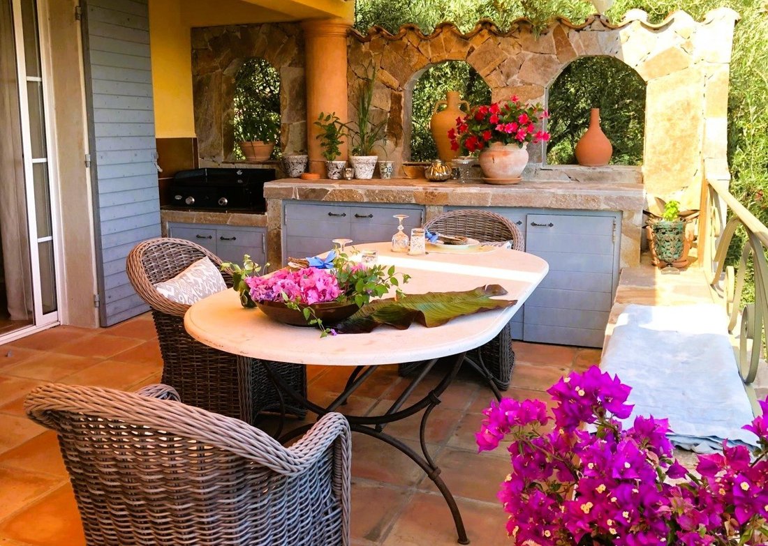 Villa in Rayol-Canadel-sur-Mer, Provence-Alpes-Côte d'Azur, France 3 - 18389841