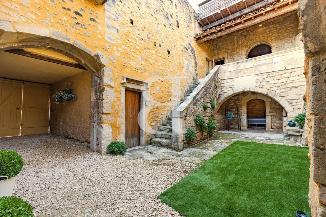 Country House in Saint-Restitut, Auvergne-Rhône-Alpes, France 3 - 16838249