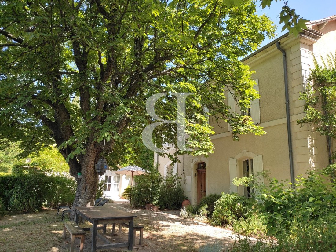 Country House in Visan, Provence-Alpes-Côte d'Azur, France 1 - 16838192