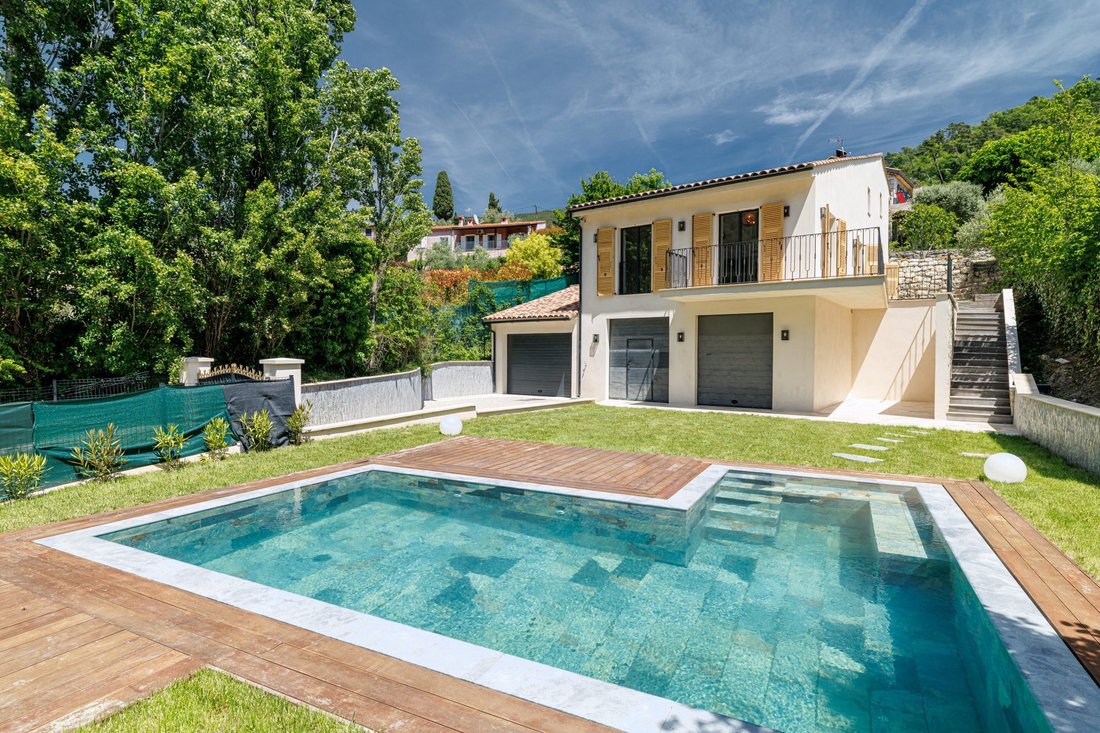 House in Levens, Provence-Alpes-Côte d'Azur, France 1 - 18389821