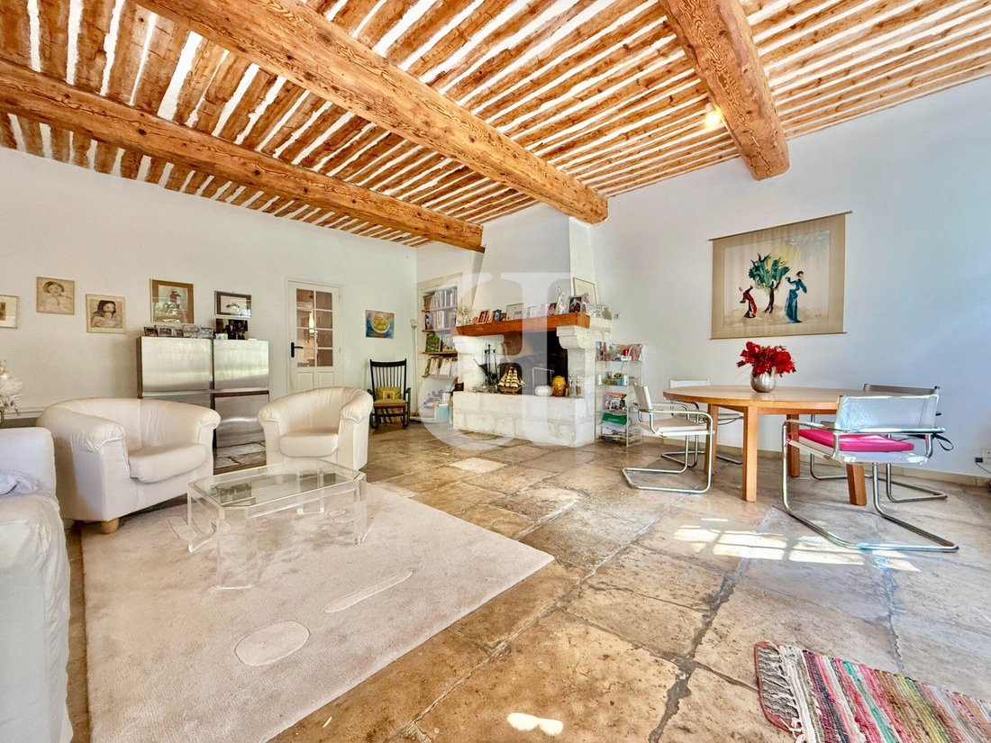 Country House in Saint-Rémy-de-Provence, Provence-Alpes-Côte d'Azur, France 4 - 16838241