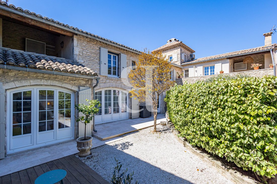 Country House in Saint-Rémy-de-Provence, Provence-Alpes-Côte d'Azur, France 1 - 17651386