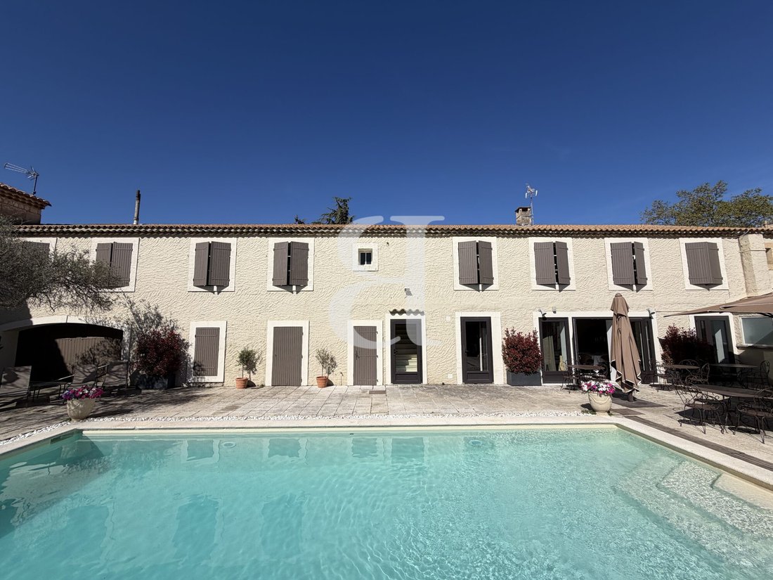 Country House in Maussane-les-Alpilles, Provence-Alpes-Côte d'Azur, France 3 - 17651432