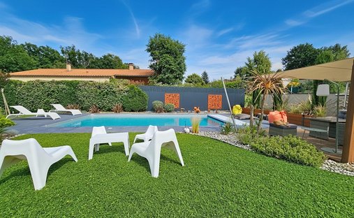 Villa in Quint-Fonsegrives, Occitania, France 1