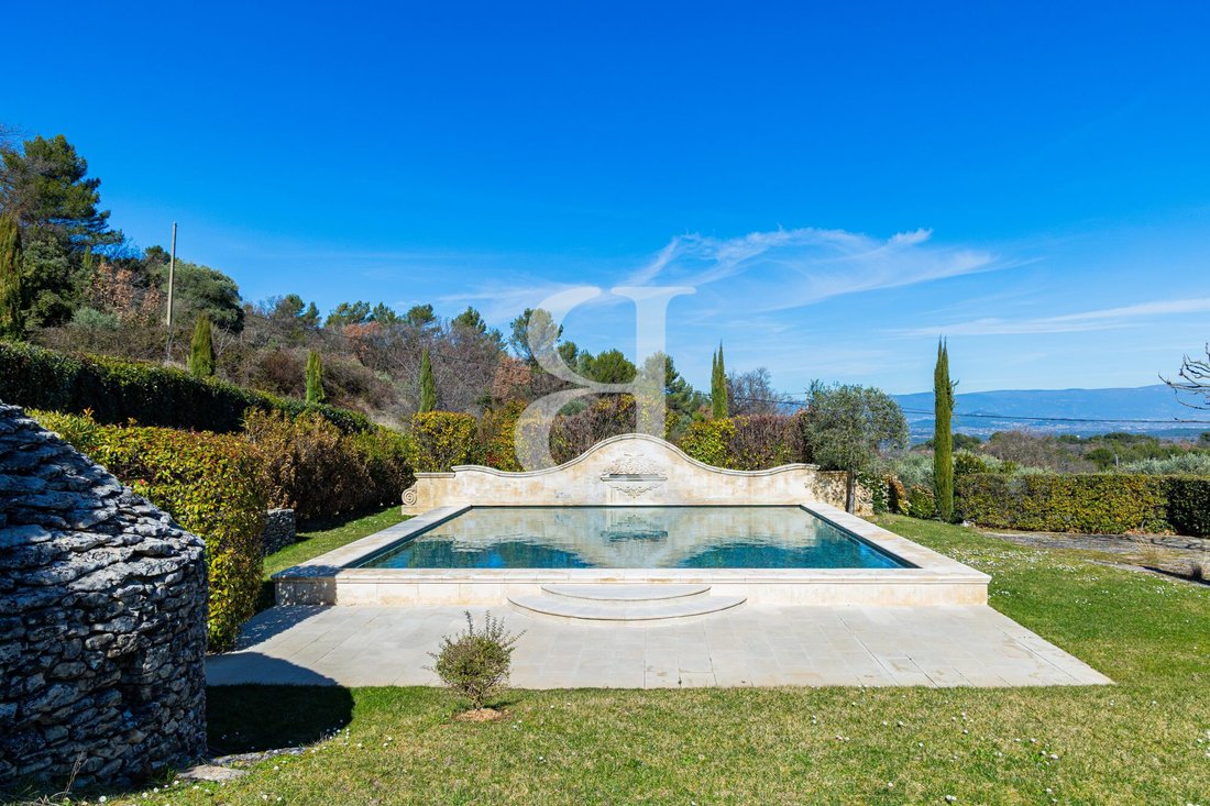 Country House in Bonnieux, Provence-Alpes-Côte d'Azur, France 2 - 16838332