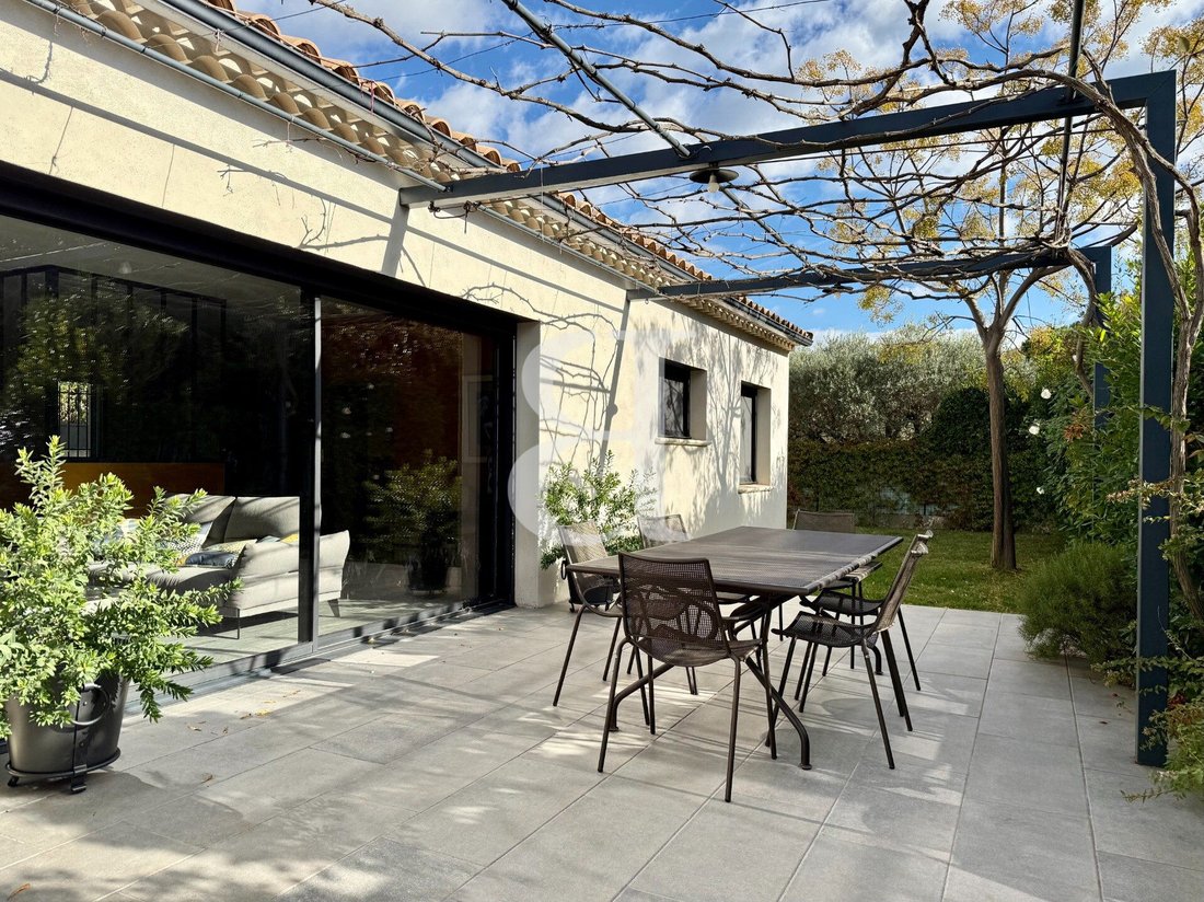 Villa in Saint-Rémy-de-Provence, Provence-Alpes-Côte d'Azur, France 3 - 16838324
