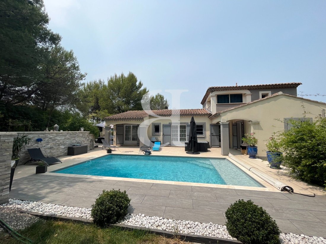 Villa in Secteur Nord, Pernes-les-Fontaines, France 1 - 16838289